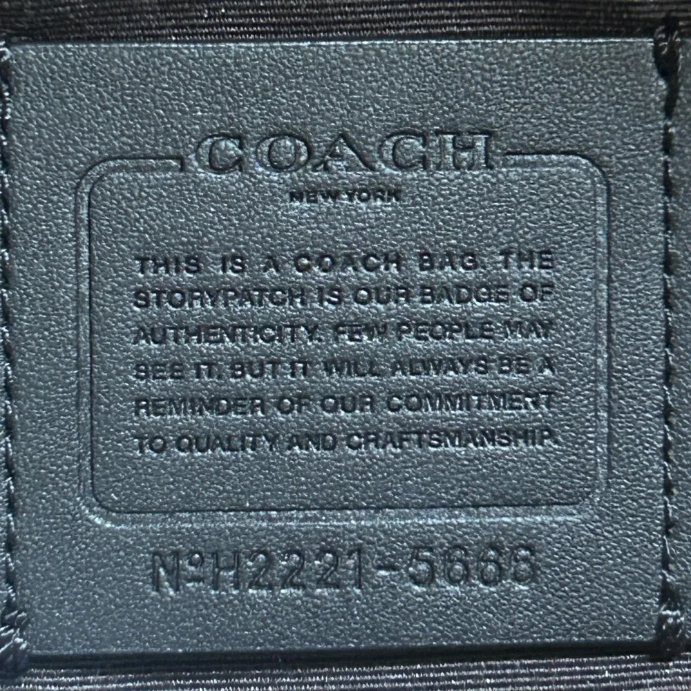 Coach Court Backpack - Picture 6 of 8